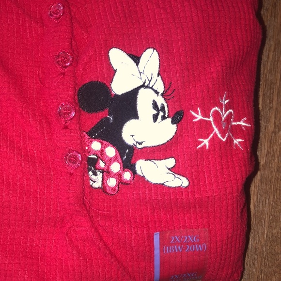 Disney PJs NWT Red Embroidered Snow Soft Thermal Shirt and Pants Set size 2X - Picture 3 of 7